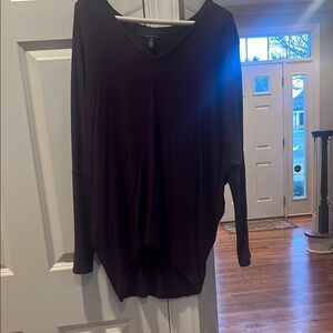 White House black market medium Women's V-Neck Purple Top